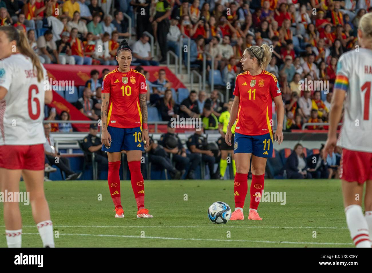 Teneriffa, Spanien, 4. Juni 2024: Jenny Hermoso (N10) und Alexia Putellas (N11) vor der Qualifikation zur UEFA-Frauenmeisterschaft zwischen Spanien und Dänemark im Heliodoro Rodríguez López in Teneriffa, Spanien (Andres Lopez Sheridan / SPP) Stockfoto