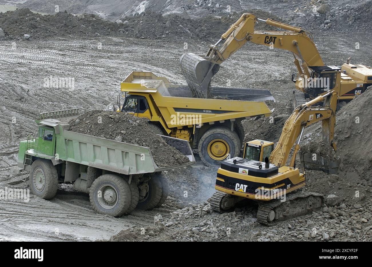 Marl-Gewinnung im Steinbruch für Zementwerk Stockfoto