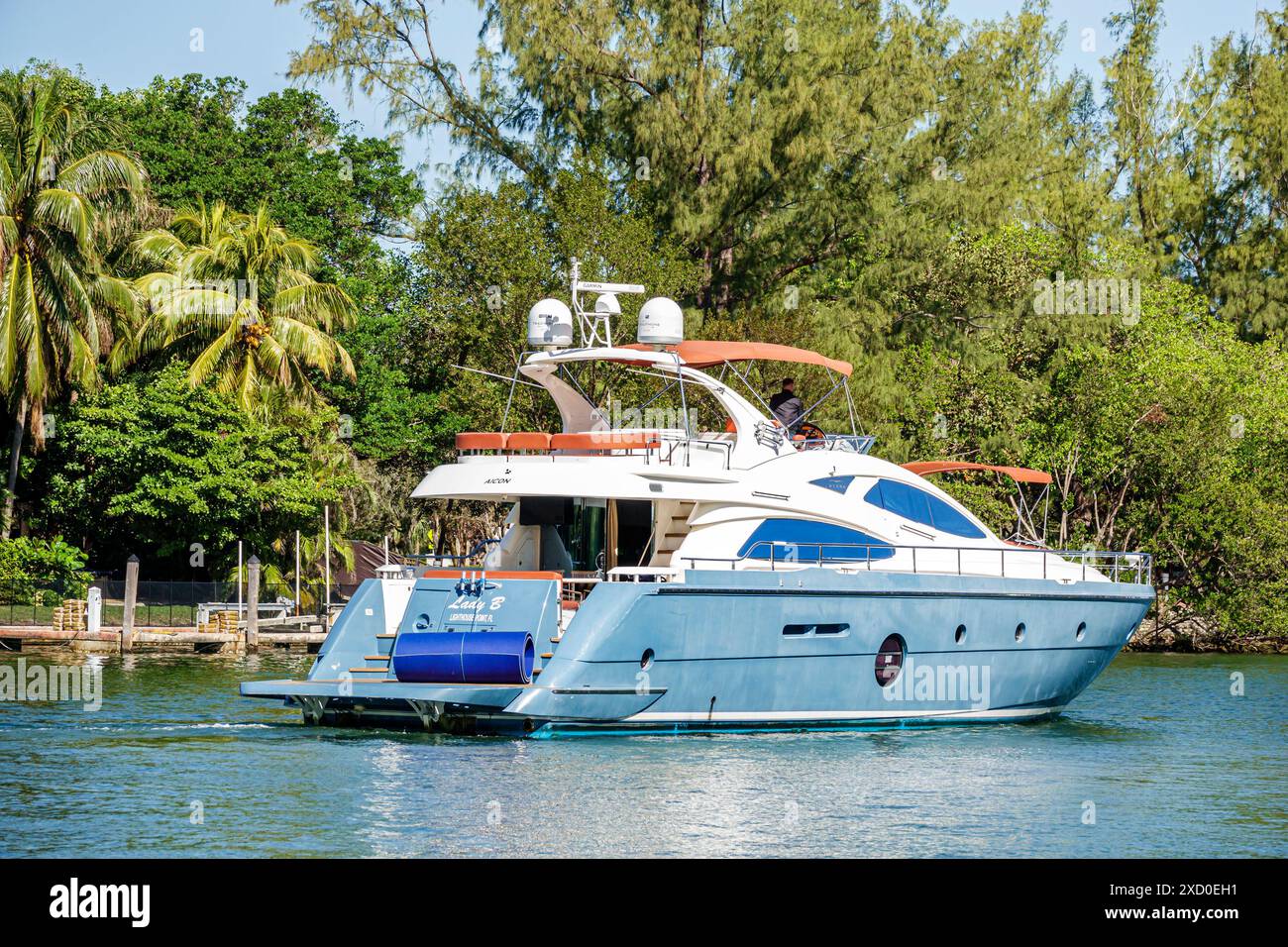Miami Beach Florida, Indian Creek, Bootsyacht, Außenansicht, Besucher, die Reise Reise Reise Tour touristischen Tourismus, Wahrzeichen Kultur Kultur Stockfoto