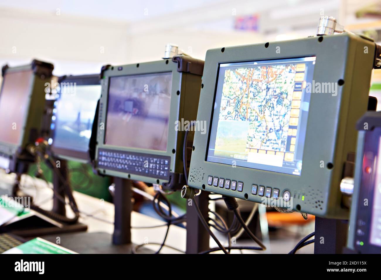 Geschützte Computer-Tablets für Militär und Industrie auf der Ausstellung Stockfoto
