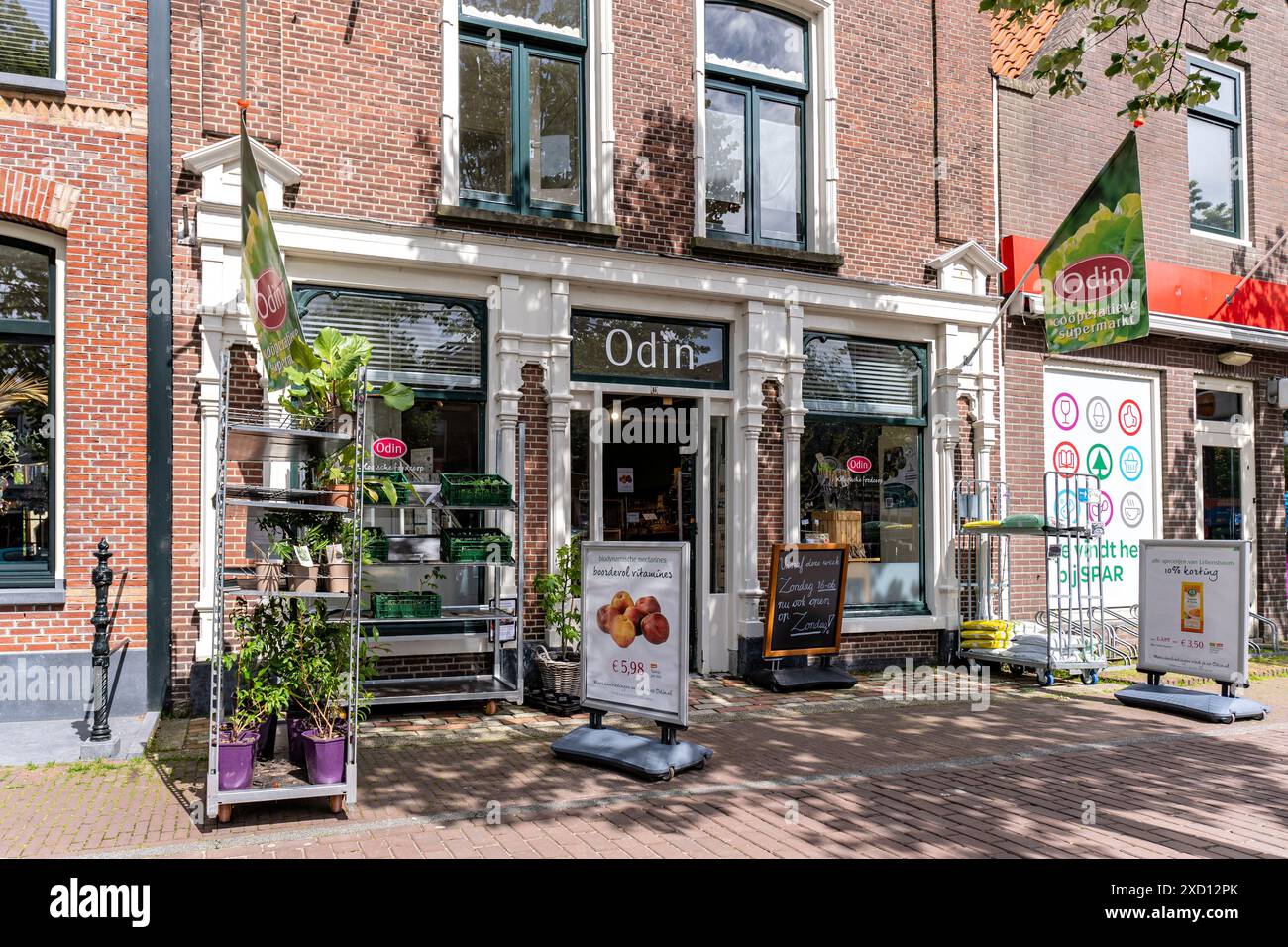 Odin-Supermarkt für Bio-Lebensmittel in Medemblik, Niederlande Stockfoto