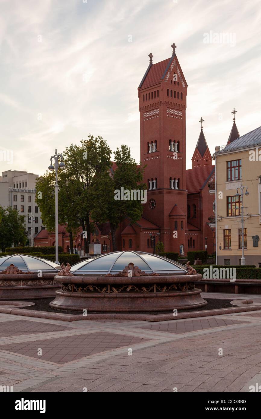 Die Kirche St. Simeon und St. Helena im Zentrum von Minsk, Weißrussland. Stockfoto
