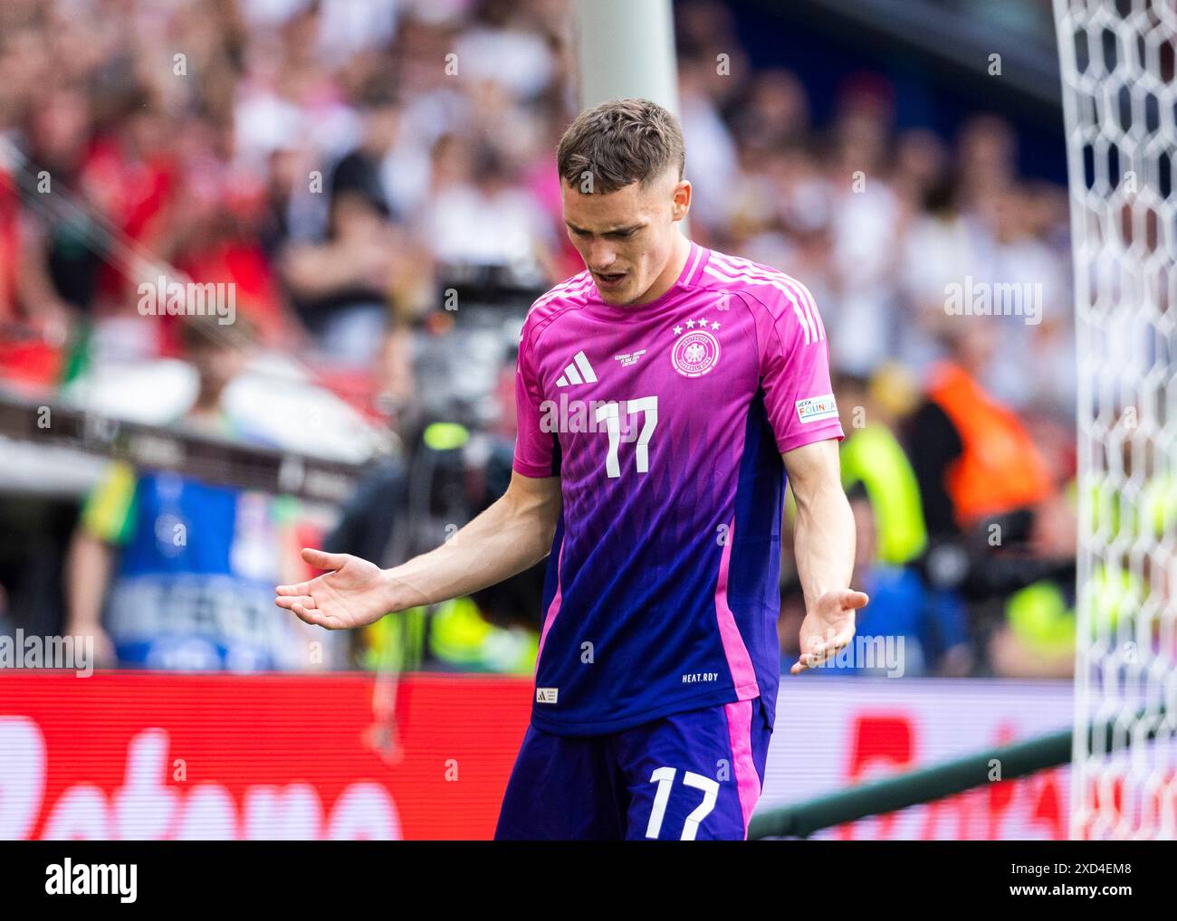 Stuttgart, Deutschland. Juni 2024. Stuttgart, MHP Arena, 19.06.2024: Florian Wirtz reagiert während des Spiels UEFA-Europameisterschaft 2024 Deutschland gegen Ungarn. Quelle: Mika Volkmann/Alamy Live News Stockfoto