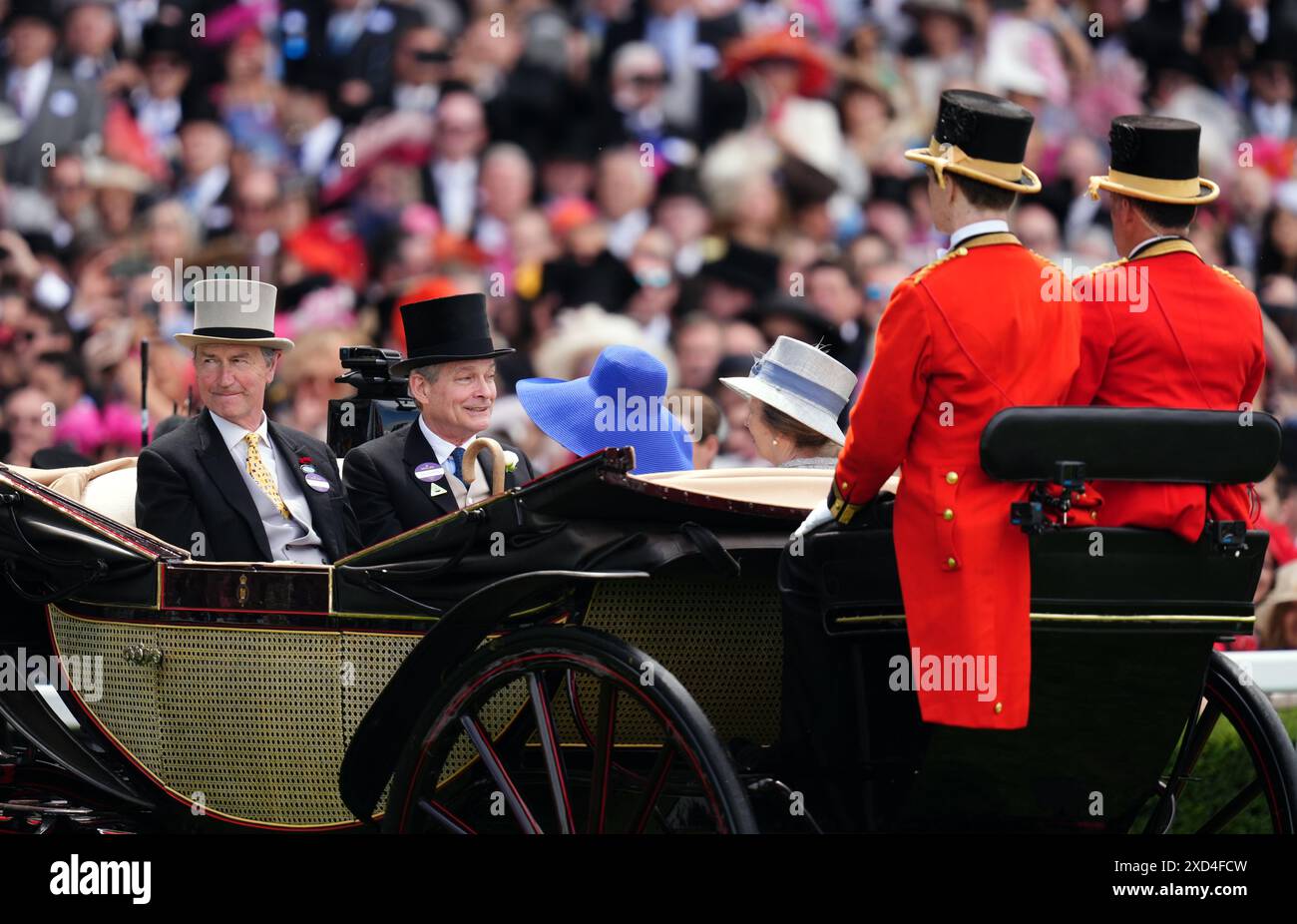 Vizeadmiral Sir Tim Laurence, Daniel Chatto, Lady Sarah Chatto und die Prinzessin Royal kommen am dritten Tag von Royal Ascot auf der Ascot Racecourse in Berkshire an. Bilddatum: Donnerstag, 20. Juni 2024. Stockfoto