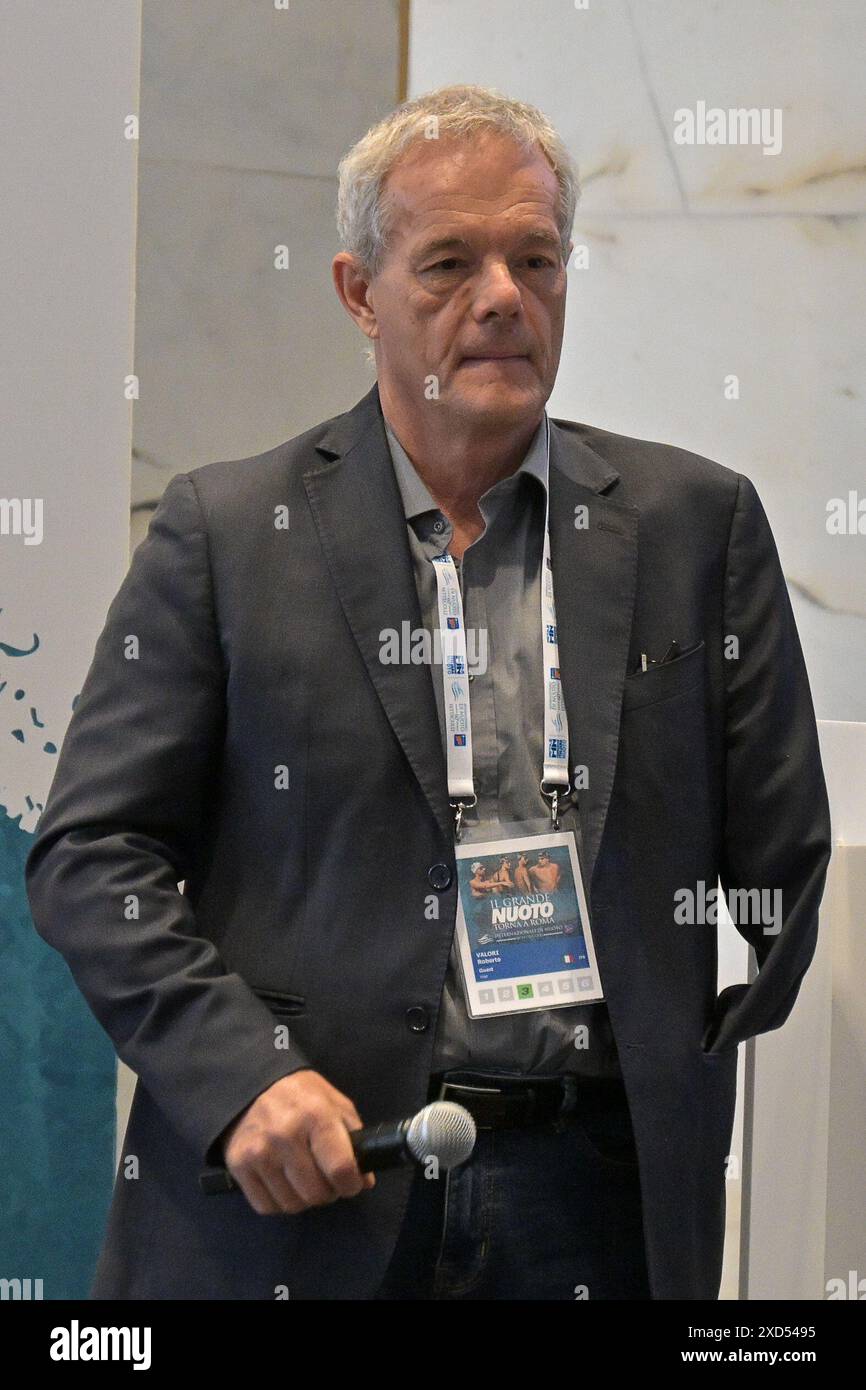 Foro Italico, Roma, Italien - Roberto Valori Präsident des paralympischen Schwimmverbandes spricht mit den Medien während der Pressekonferenz in der 60° Torneo Settecolli Olympic Qualifying Swimming Press Conference, 20. Juni 2024 (Foto: Roberto Ramaccia/SIPA USA) Credit: SIPA USA/Alamy Live News Stockfoto