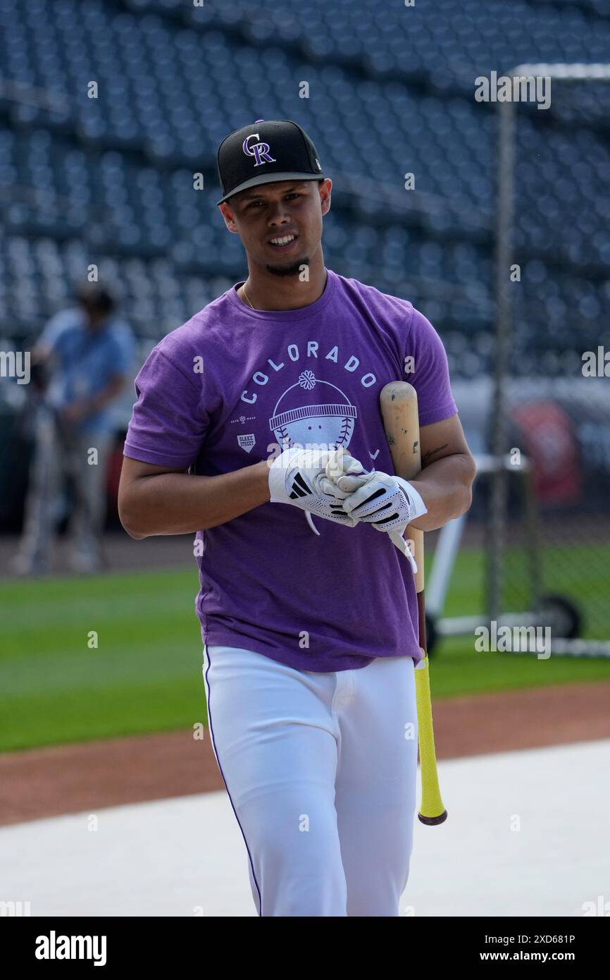 Denver CO, USA. Juni 2024. Colorado Shortstop Ezequiel Tovar (14) vor dem Spiel zwischen den Los Angeles Dodgers und den Colorado Rockies, das im Coors Field in Denver Co. Stattfand. David Seelig/Cal Sport Medi. Quelle: csm/Alamy Live News Stockfoto