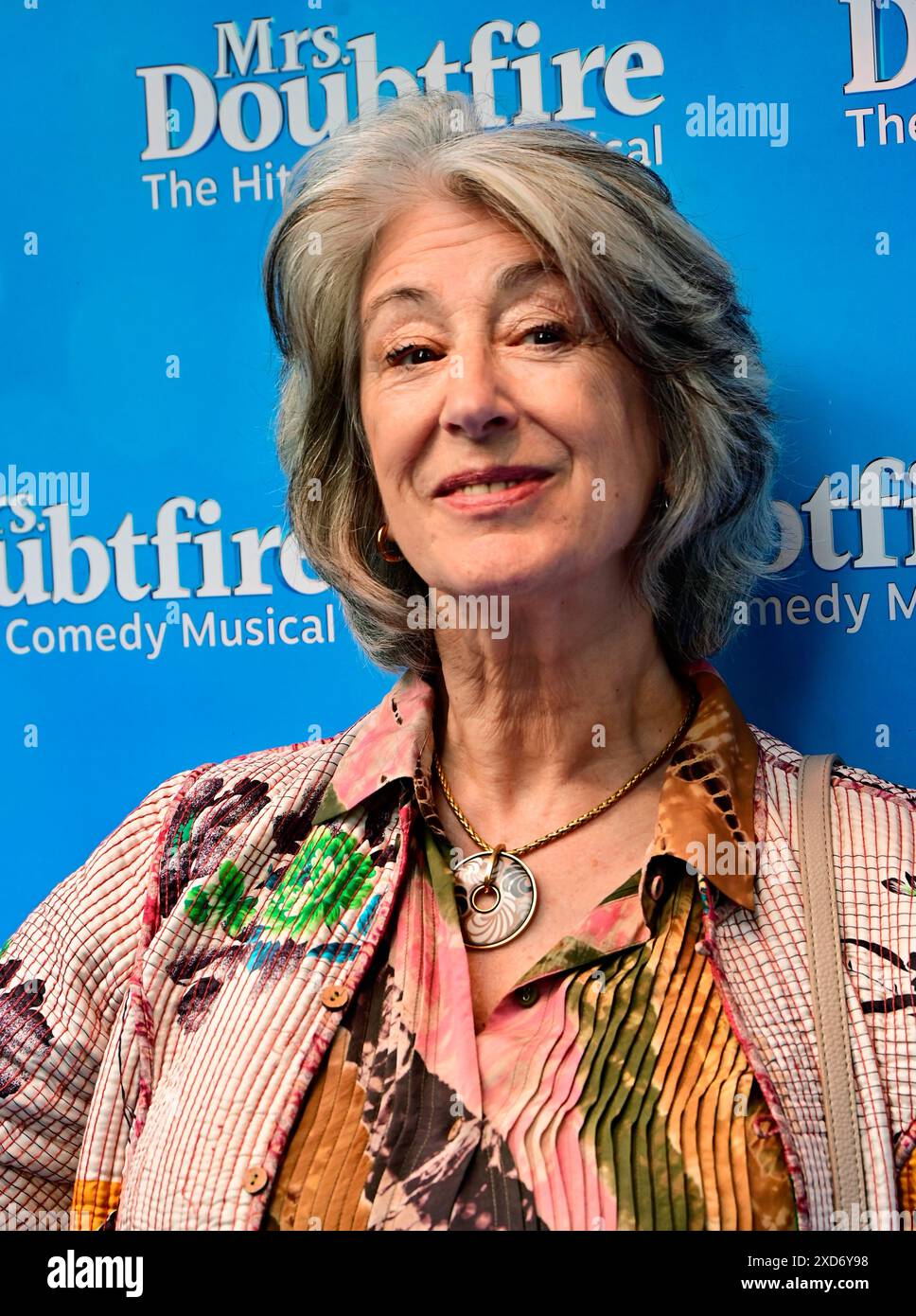 LONDON, GROSSBRITANNIEN. Juni 2024. Dame Maureen Lipman nimmt an der 1. „Njugendfeier“-Performance von Mrs. Doubtfire: The Musical im Shaftesbury Theatre in London, Großbritannien Teil. Quelle: Siehe Li/Picture Capital/Alamy Live News Stockfoto