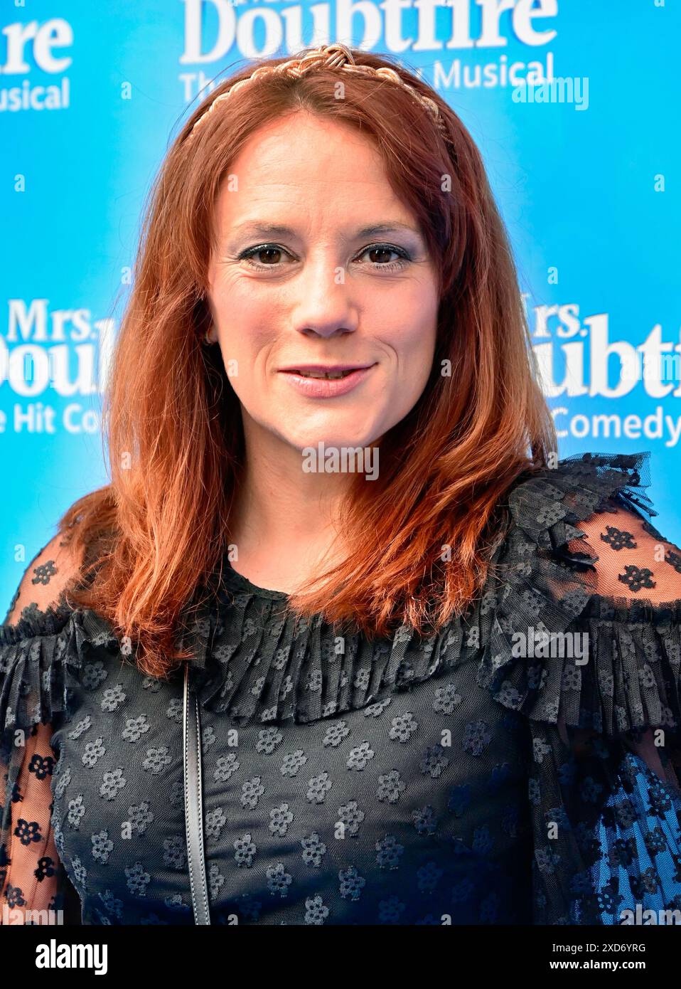 LONDON, GROSSBRITANNIEN. Juni 2024. Vikki Stone nimmt an der 1. „Njugendfeier“-Aufführung von Mrs Doubtfire: The Musical im Shaftesbury Theatre in London Teil. Quelle: Siehe Li/Picture Capital/Alamy Live News Stockfoto