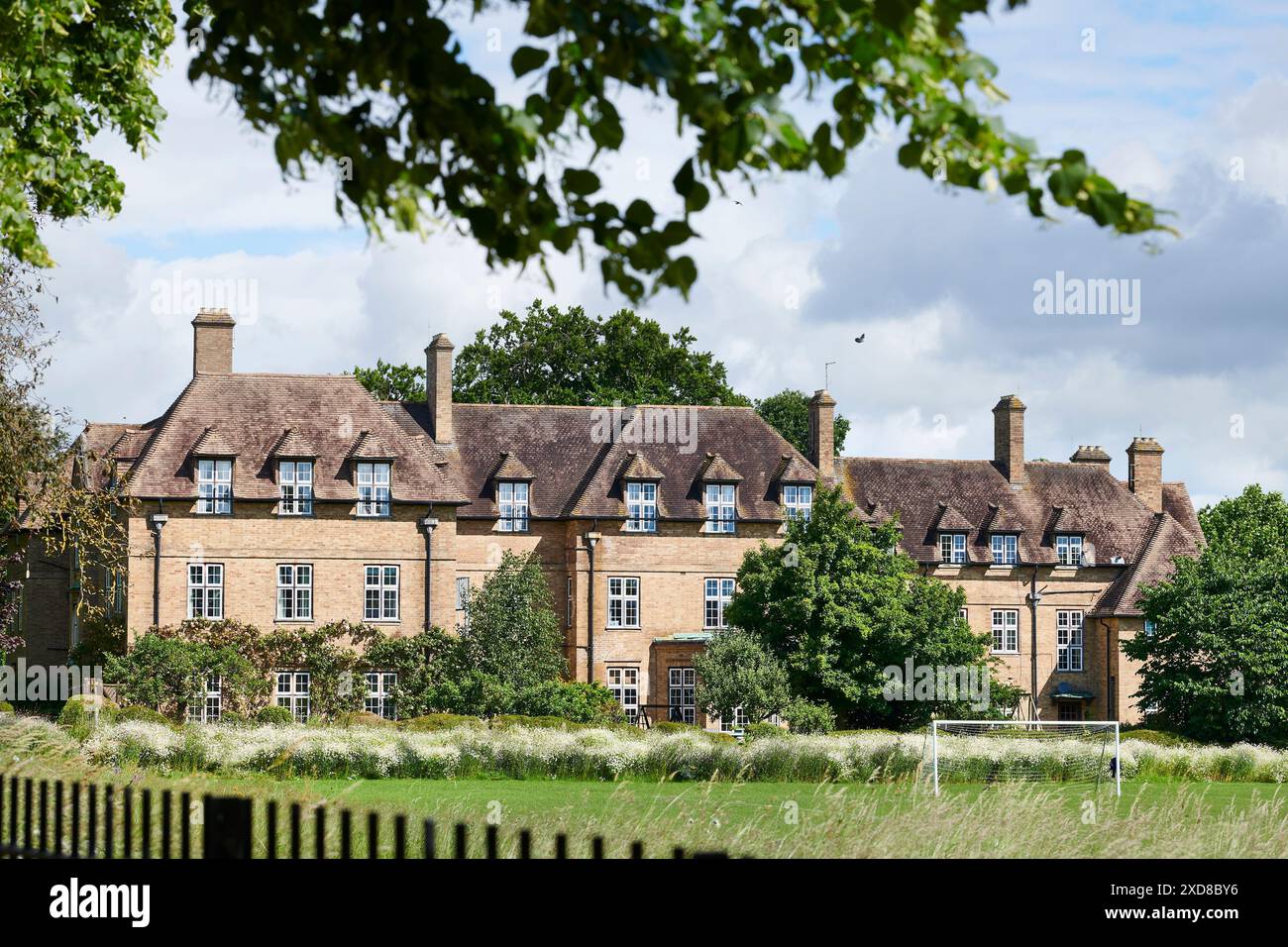 Sanderson House an der öffentlichen (privaten) Schule in Oundle, England. Stockfoto