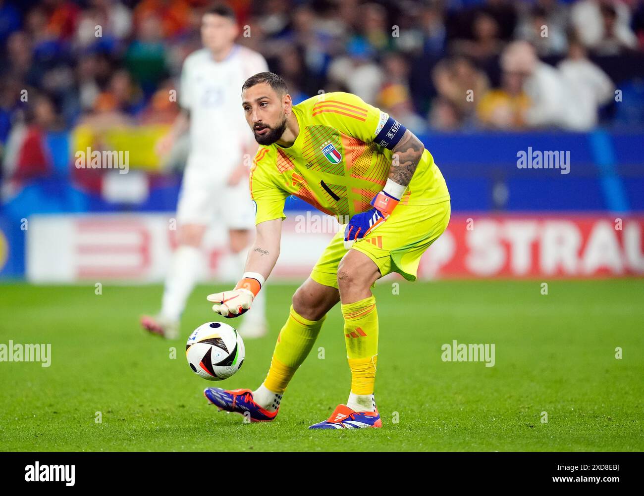 Italienischer Torhüter Gianluigi Donnarumma während des Gruppenspiels der UEFA Euro 2024 in der Arena AufSchalke in Gelsenkirchen. Bilddatum: Donnerstag, 20. Juni 2024. Stockfoto