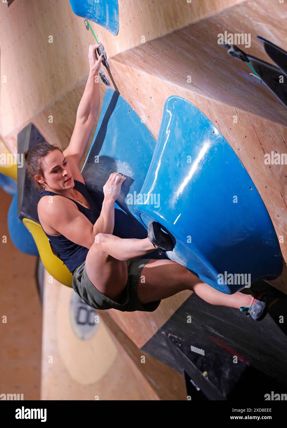 14.06.2024 Finale zur Deutschen Meisterschaft Bouldern in Pfungstadt (Hessen) hier 033 Afra HÖNIG (Landshut) (Foto: Peter Henrich) Stockfoto