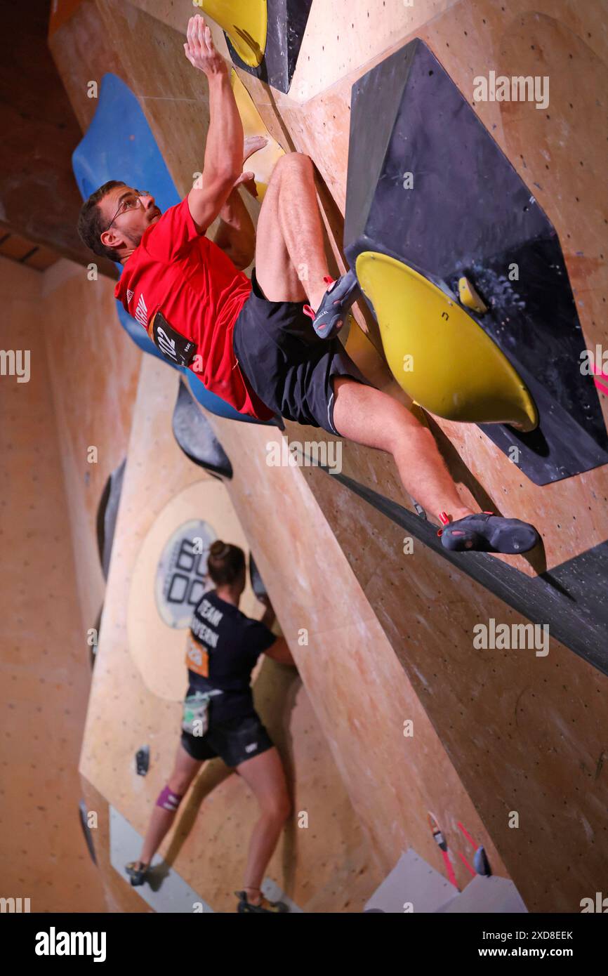 14.06.2024 Finale zur Deutschen Meisterschaft Bouldern in Pfungstadt (Hessen) hier 102 Yannick FLOHI (Aachen) (Foto: Peter Henrich) Stockfoto