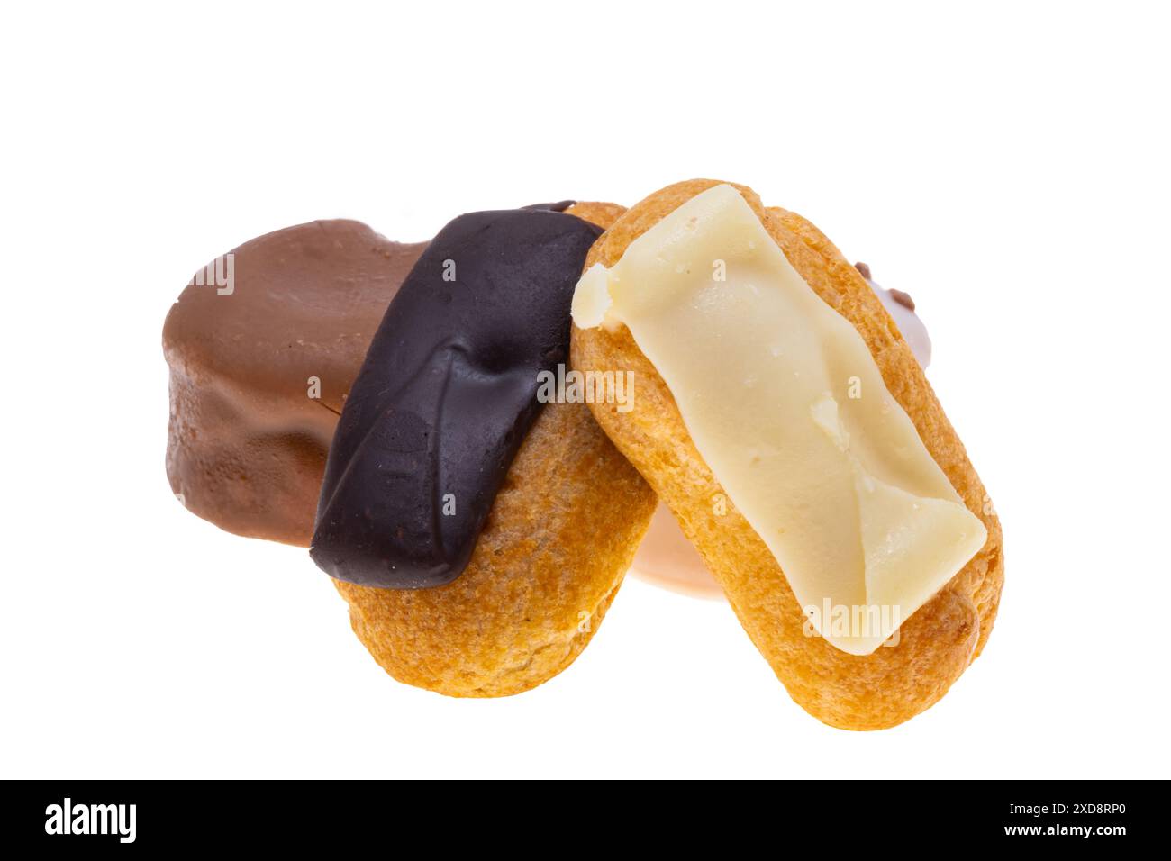 Choux-Gebäck isoliert auf weißem Hintergrund Stockfoto