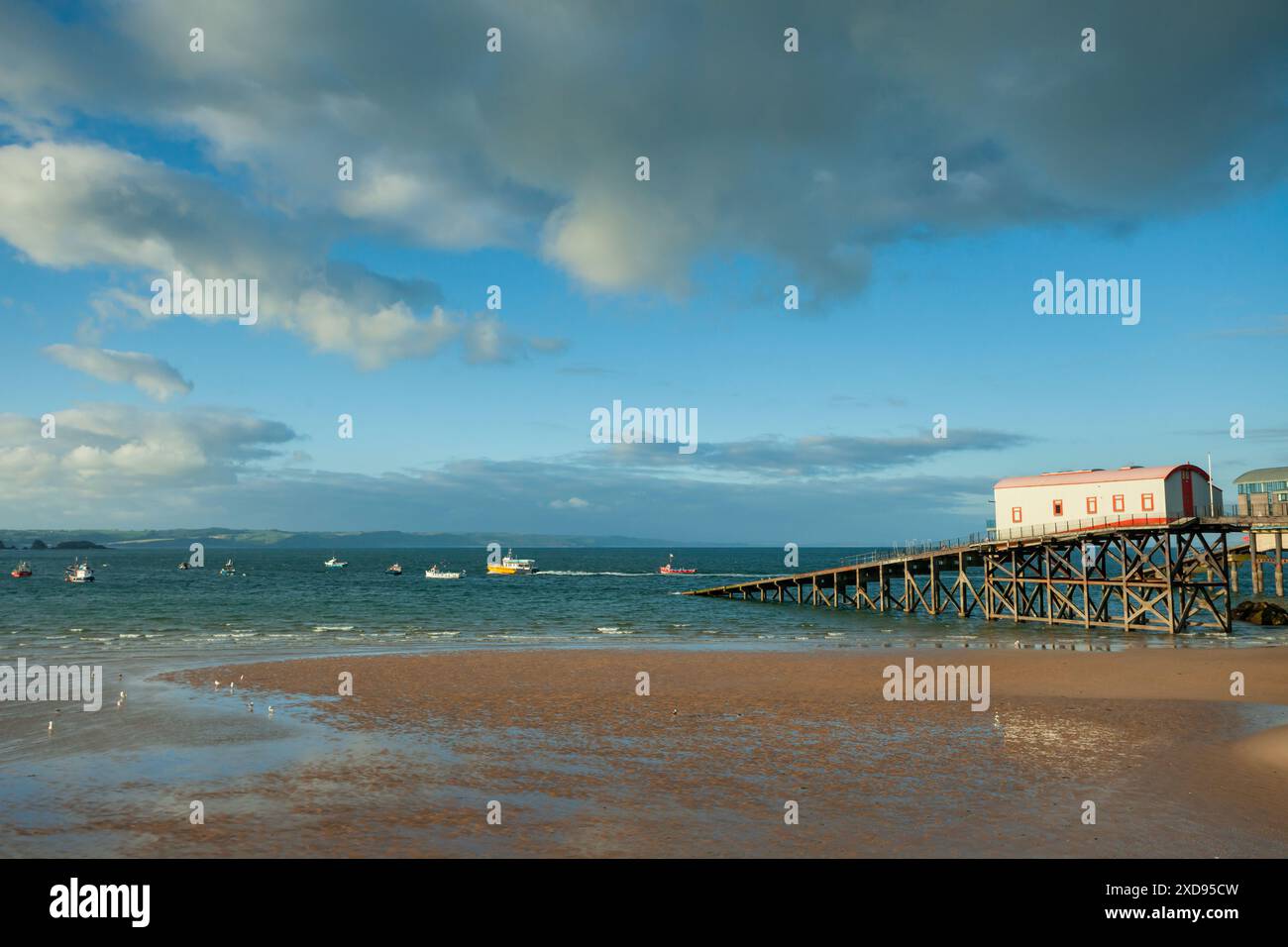 Alte Rettungsbootstation in Tenby, Pembrokeshire, Wales. Stockfoto