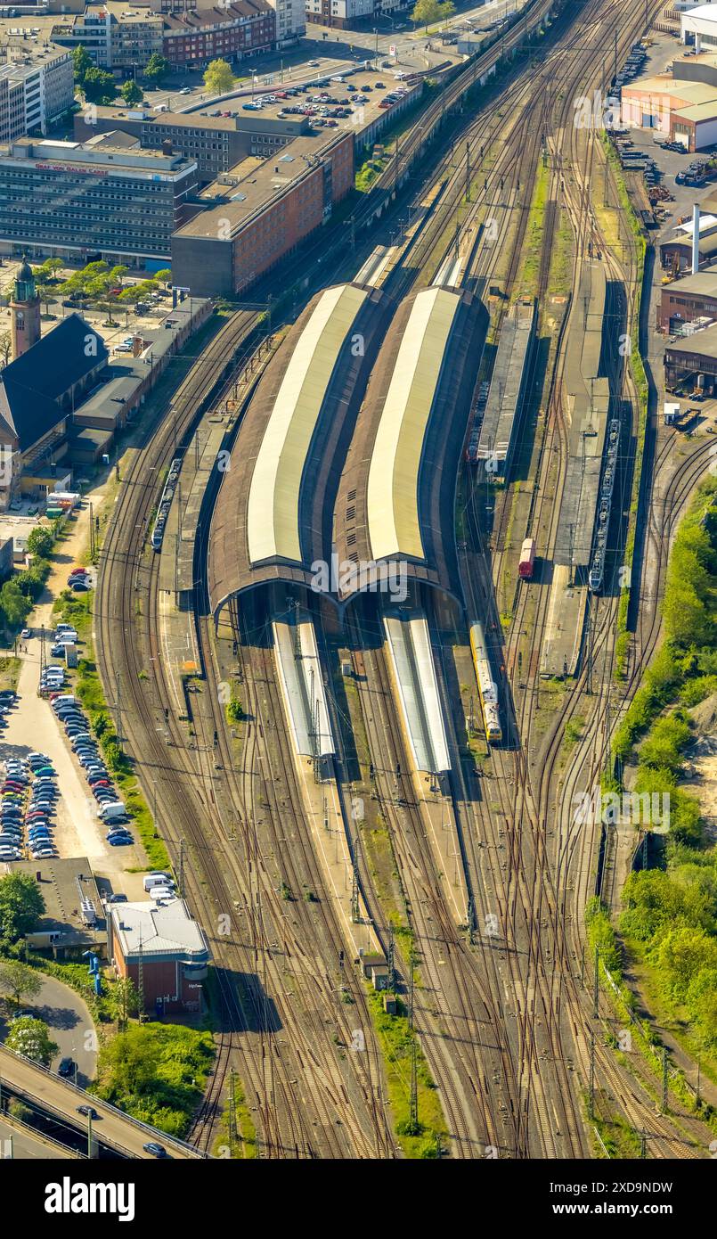 Luftaufnahme, Hagen Hauptbahnhof und Bahnsteige, Deutsche Bahn AG, Zentrum, Hagen, Ruhrgebiet, Nordrhein-Westfalen, Deutschland, Hauptbahnhof, Pla Stockfoto