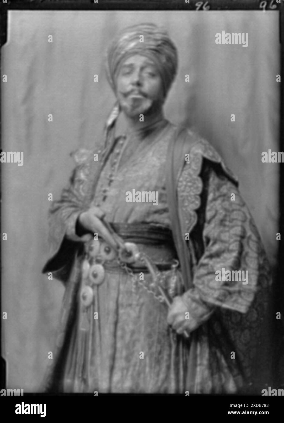Skinner, Otis, in „Kismet“. Genthe Fotosammlung. Stockfoto
