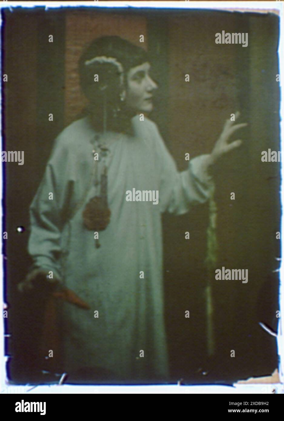 Juliette Day als Moy Fah Loy (Pflaumenblüte) im Stück Yellow Jacket. Genthe Fotosammlung. Stockfoto