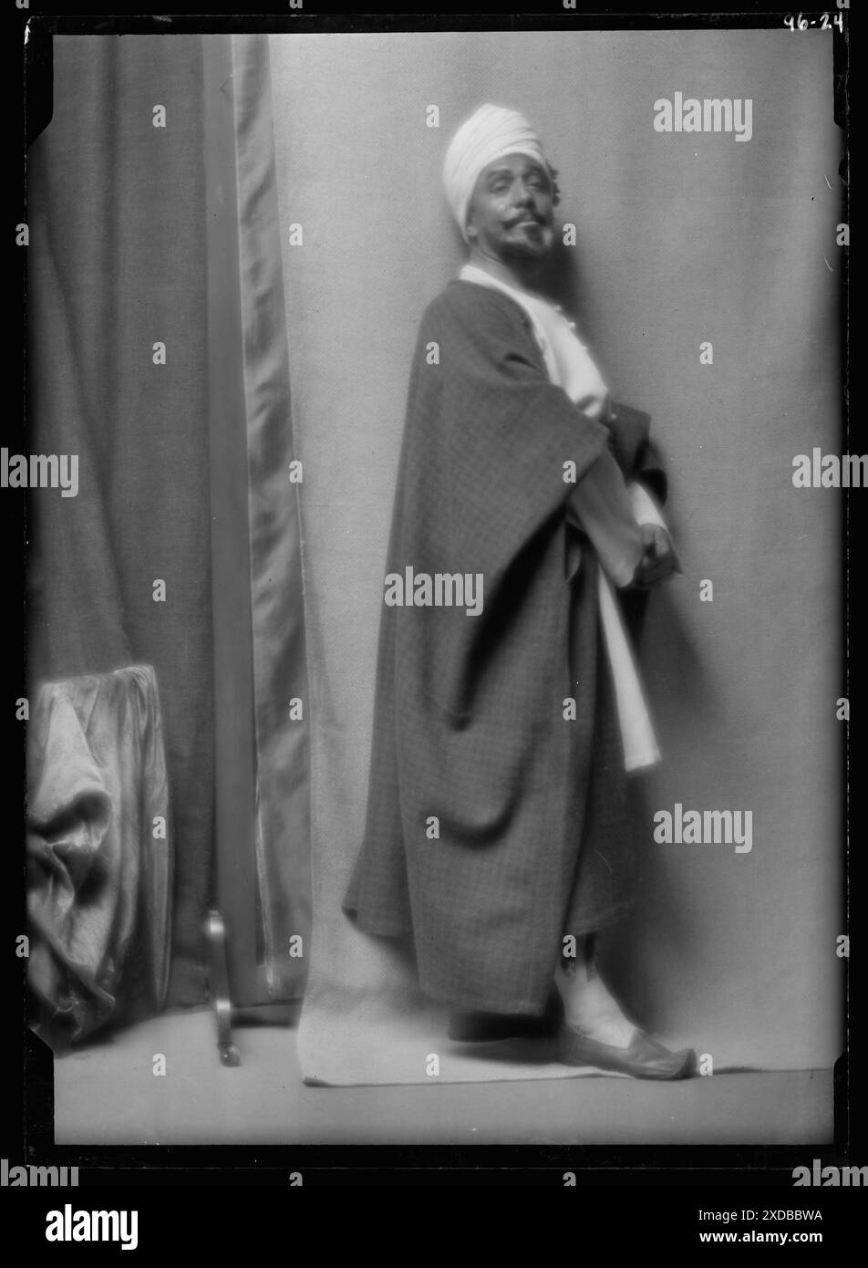 Skinner, Otis, in „Kismet“. Genthe Fotosammlung. Stockfoto