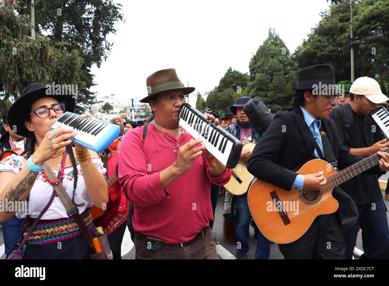 INTI RAYMI QUITO QUITO, Freitag, 21. Juni 2024 Zeremonie des Beginns der Inty Raymi, in Ecuador, von Universitäten und mehreren sozialen Gruppen, im Park der Ãrbolito, nördliches Zentrum der Hauptstadt Fotos Quito Pichincha Ecuado ACE INTI RAYMI QUITO 4fdd4d7130bbfcdbefe4c632a077c89e Copyright: XENRIQUEZx Stockfoto