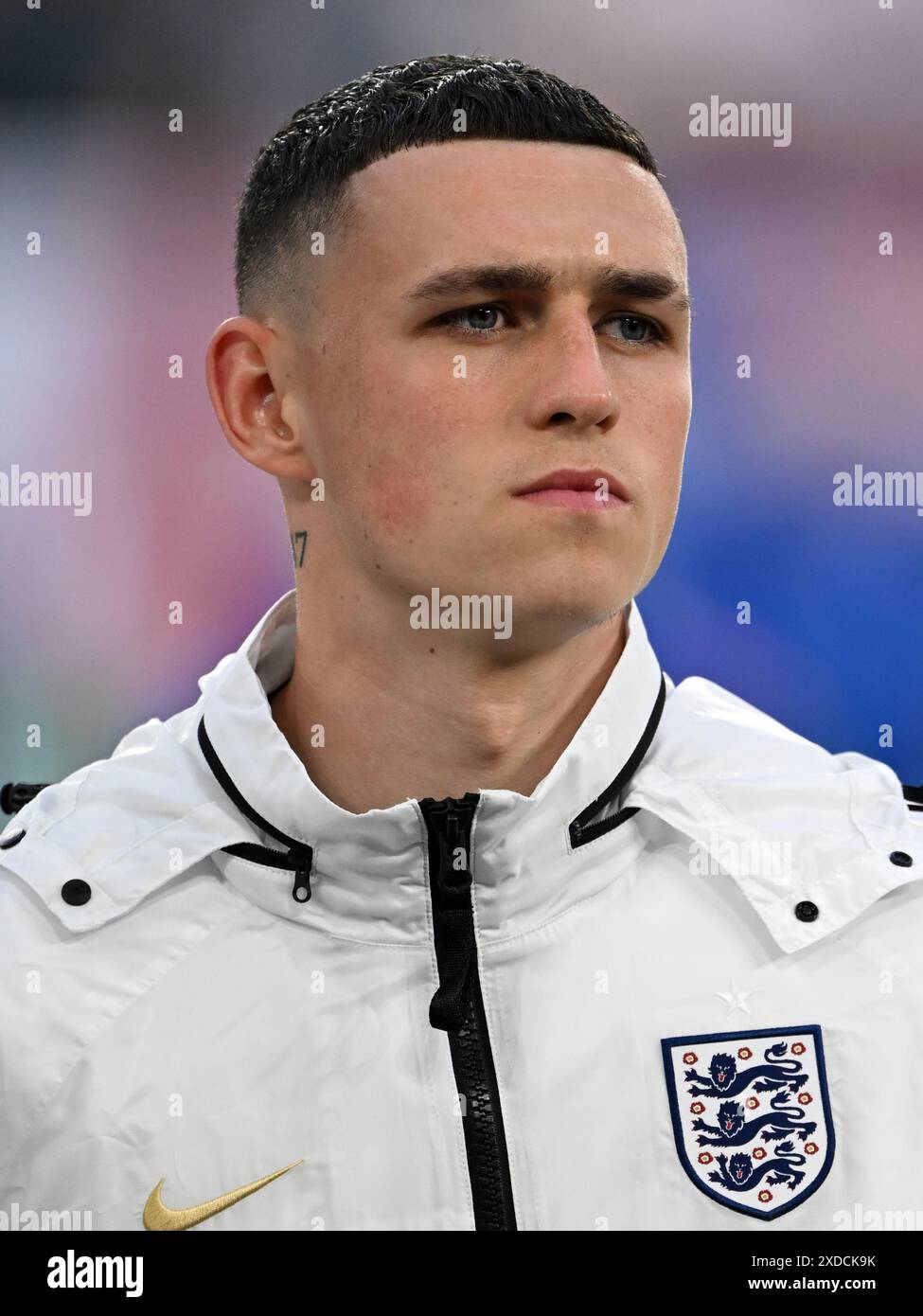 GELSENKIRCHEN - Phil Foden aus England beim Gruppenspiel der UEFA EURO ...