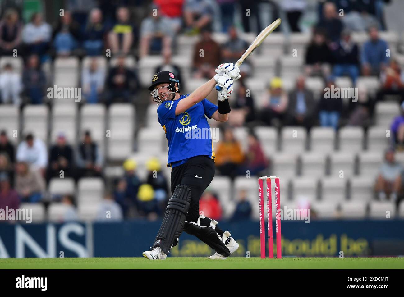 Southampton, Großbritannien. 21. Juni 2024. Danny Lamb von Sussex Sharks, der während des Vitality Blast Matches zwischen Hampshire Hawks und Sussex Sharks im Utilita Bowl spielte. Quelle: Dave Vokes/Alamy Live News Stockfoto