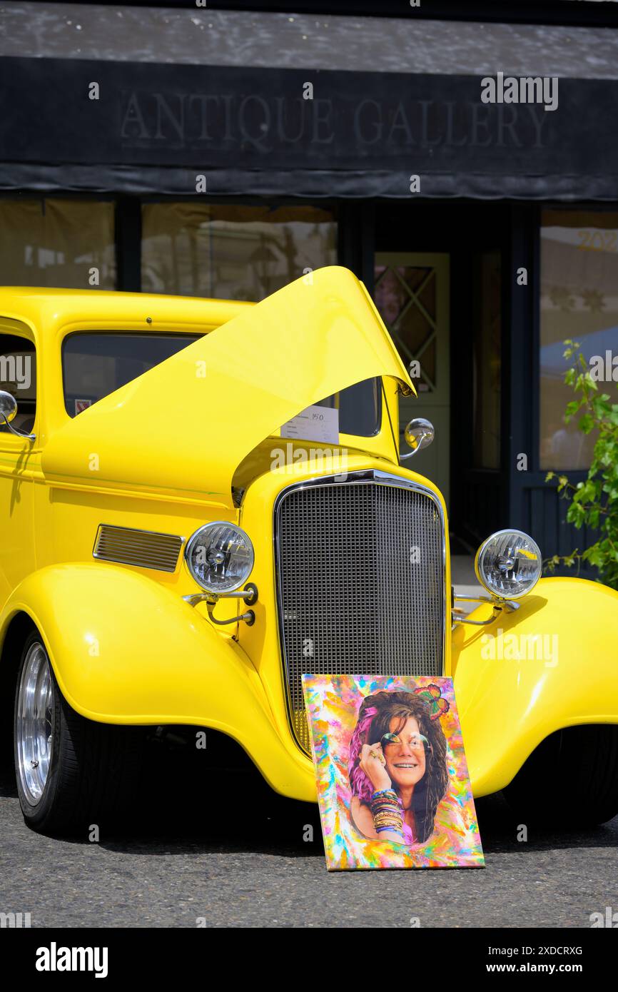 Eine Ausstellung von Oldtimern auf der Main Street, Green Valley CA Stockfoto