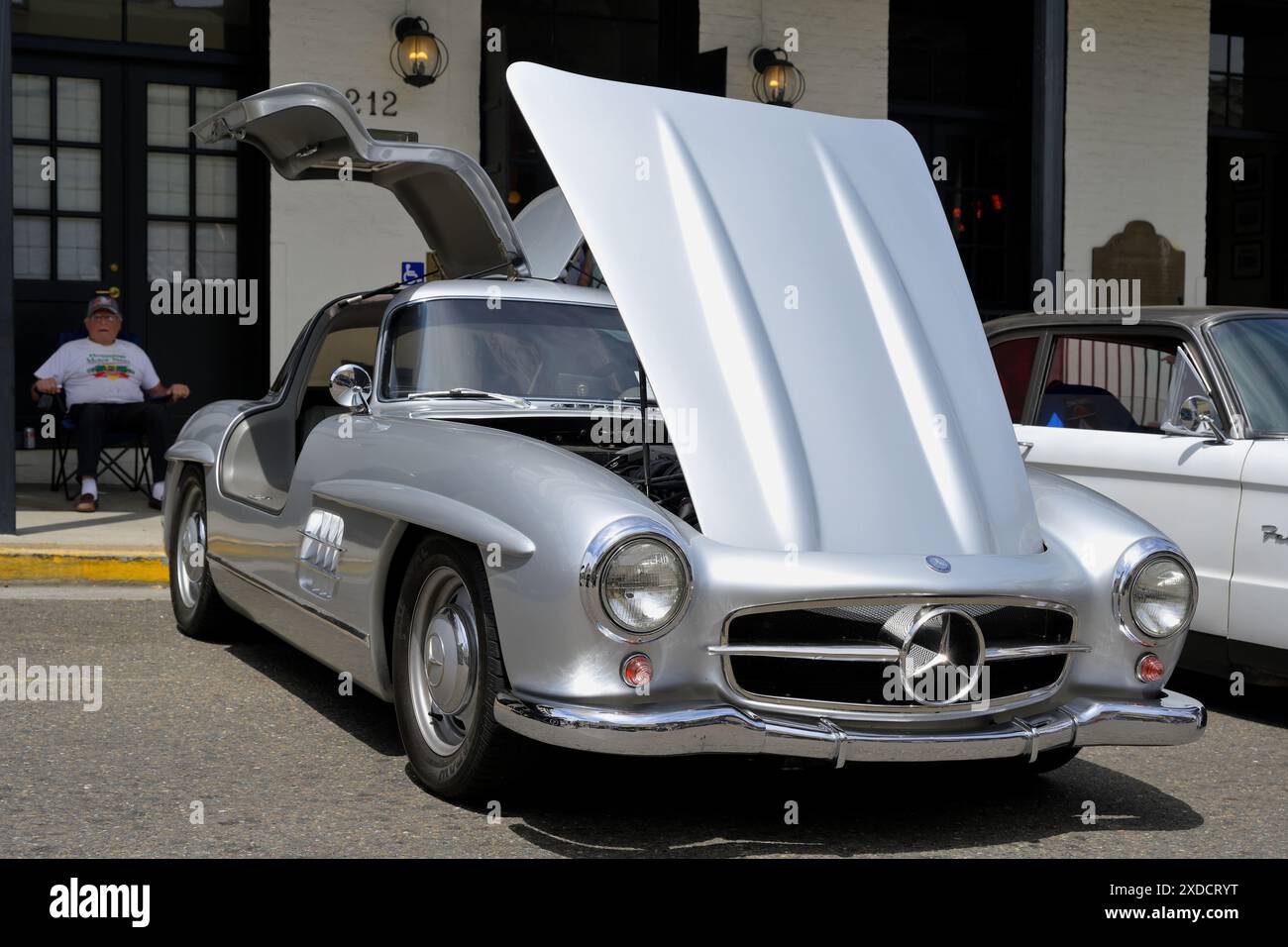 Eine Ausstellung von Oldtimern auf der Main Street, Green Valley CA Stockfoto