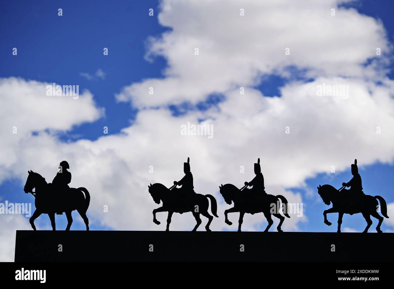 Kaiser Napoleon Bonaparte zu Pferd, ein Symbol für Ehre und militärischen Erfolg. Stockfoto