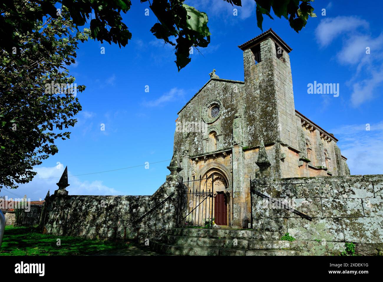 Romanische Kirche San Pedro da Mezquita, A Merca, Ourense, Spanien Stockfoto