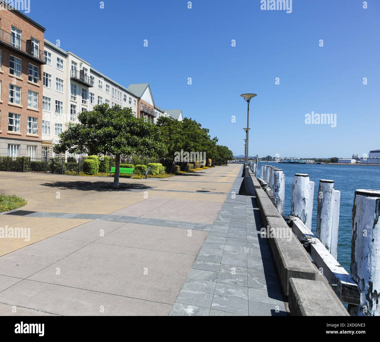 Das Honey Suckle Area am Newcastle Harbour ist ein Beispiel für die Stadterneuerung, in der ein Industrieanlegegebiet umgestaltet wurde. Stockfoto