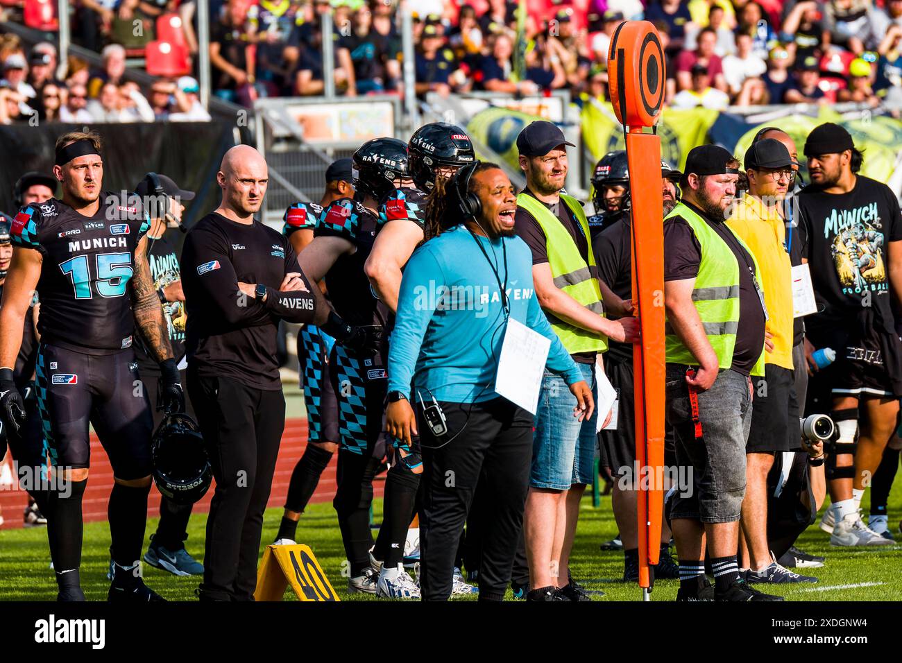 Nürnberg, Deutschland. Juni 2024. European League of Football, elf/ Spiel: Stuttgart Surge bei München Ravens am 22. Juni. 2024, im Max-Morlock-Stadion, Nürnberg, Deutschland, Kendral Ellison/Cheftrainer München Ravens. Frank Baumert/Alamy Live News Stockfoto