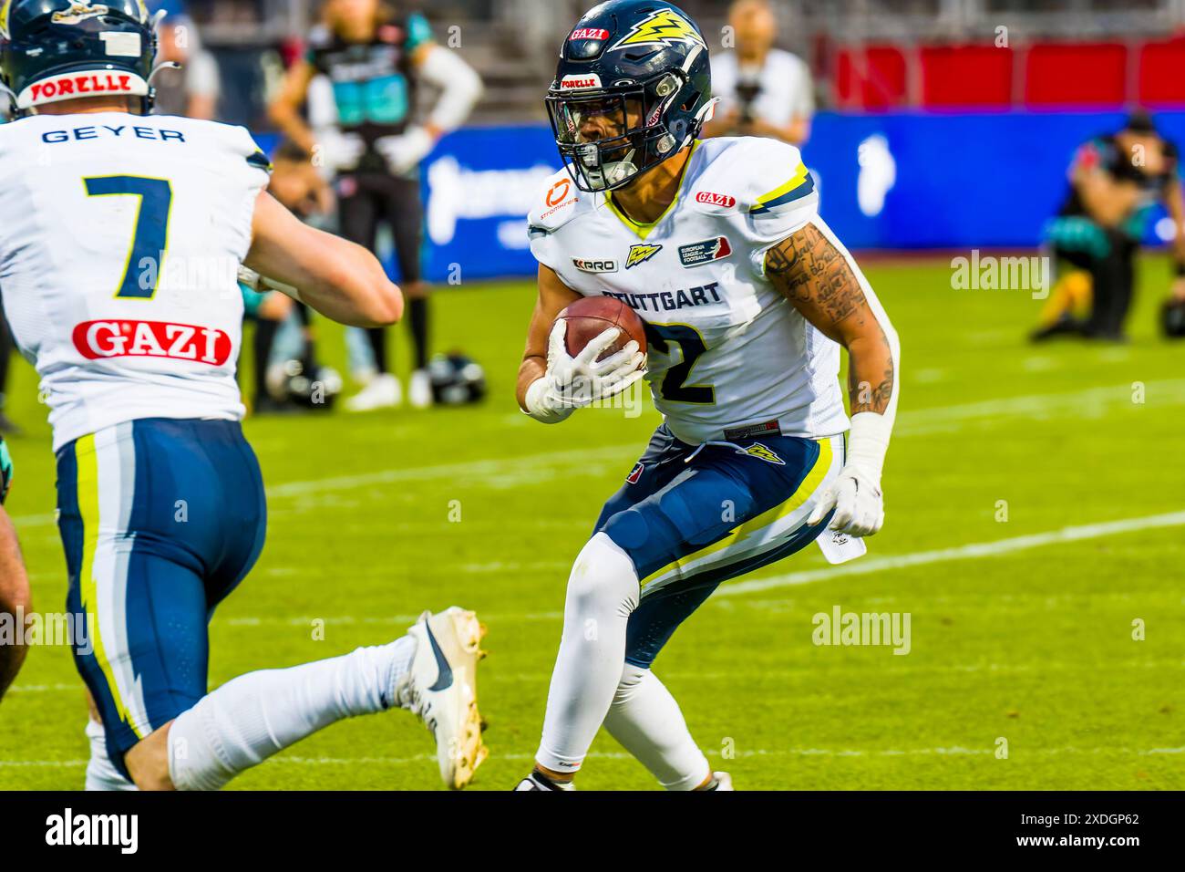 Nürnberg, Deutschland. Juni 2024. European League of Football, elf/ Spiel: Stuttgart Surge bei München Ravens am 22. Juni. 2024, im Max-Morlock-Stadion, Nürnberg, Deutschland, RB # 2 Kai Hunter/ Stuttgart Surge. Frank Baumert/Alamy Live News Stockfoto