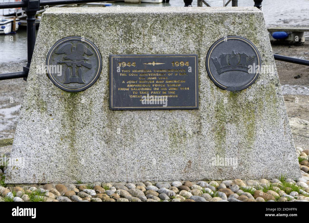 Gedenkfeier zum 50. Jahrestag der Landungen am D-Day in Salcombe Harbour, Salcombe, Devon, England, Großbritannien Stockfoto