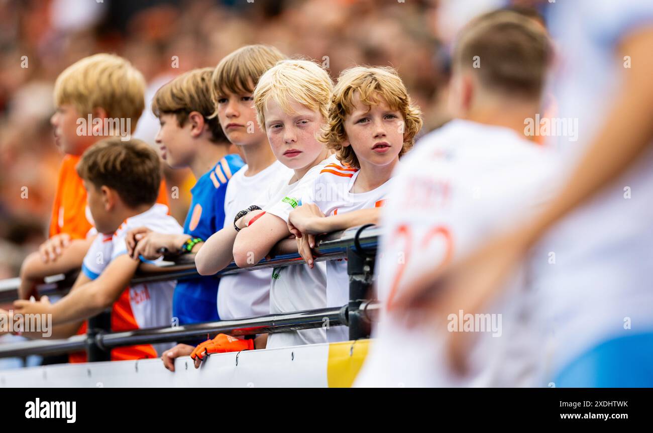 UTRECHT - Fans beim FIH Pro League Männer-Hockey-Gruppenspiel Niederlande-Deutschland. ANP IRIS VAN DEN BROEK Stockfoto