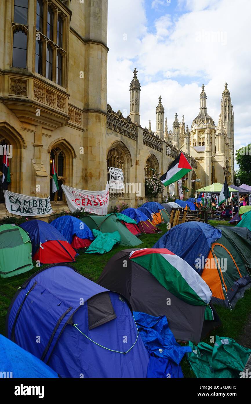 Protestlager gegen den Völkermord in Gaza am King's College in Cambridge Stockfoto