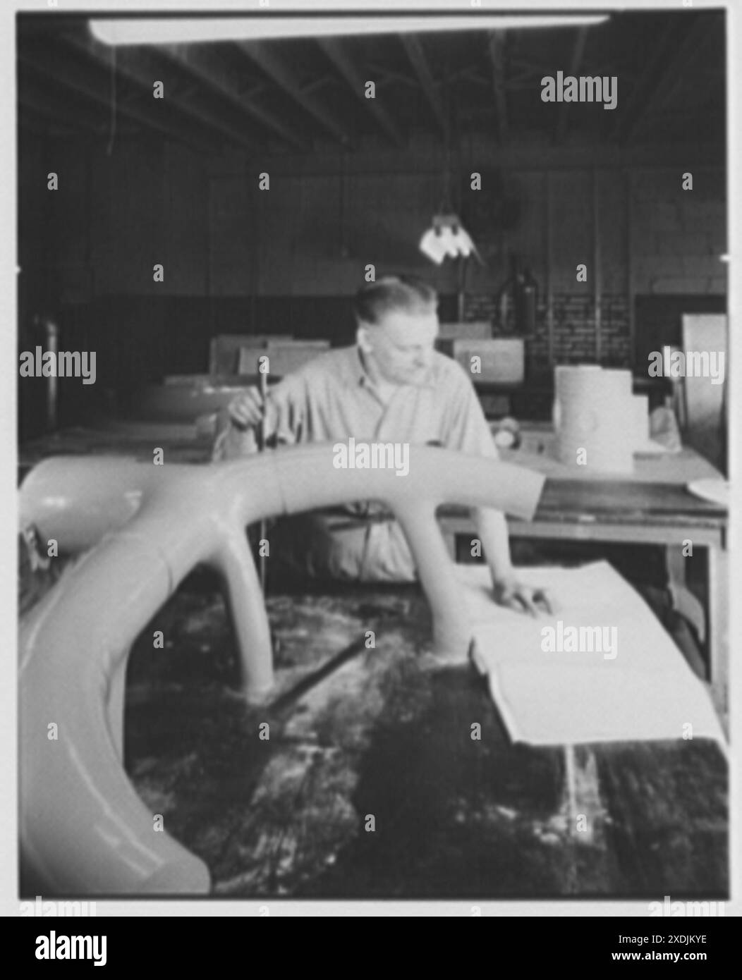 Ledkote, Vernon Blvd., Astoria, Long Island. Muster auf dem Tisch. Gottscho-Schleisner Kollektion Stockfoto