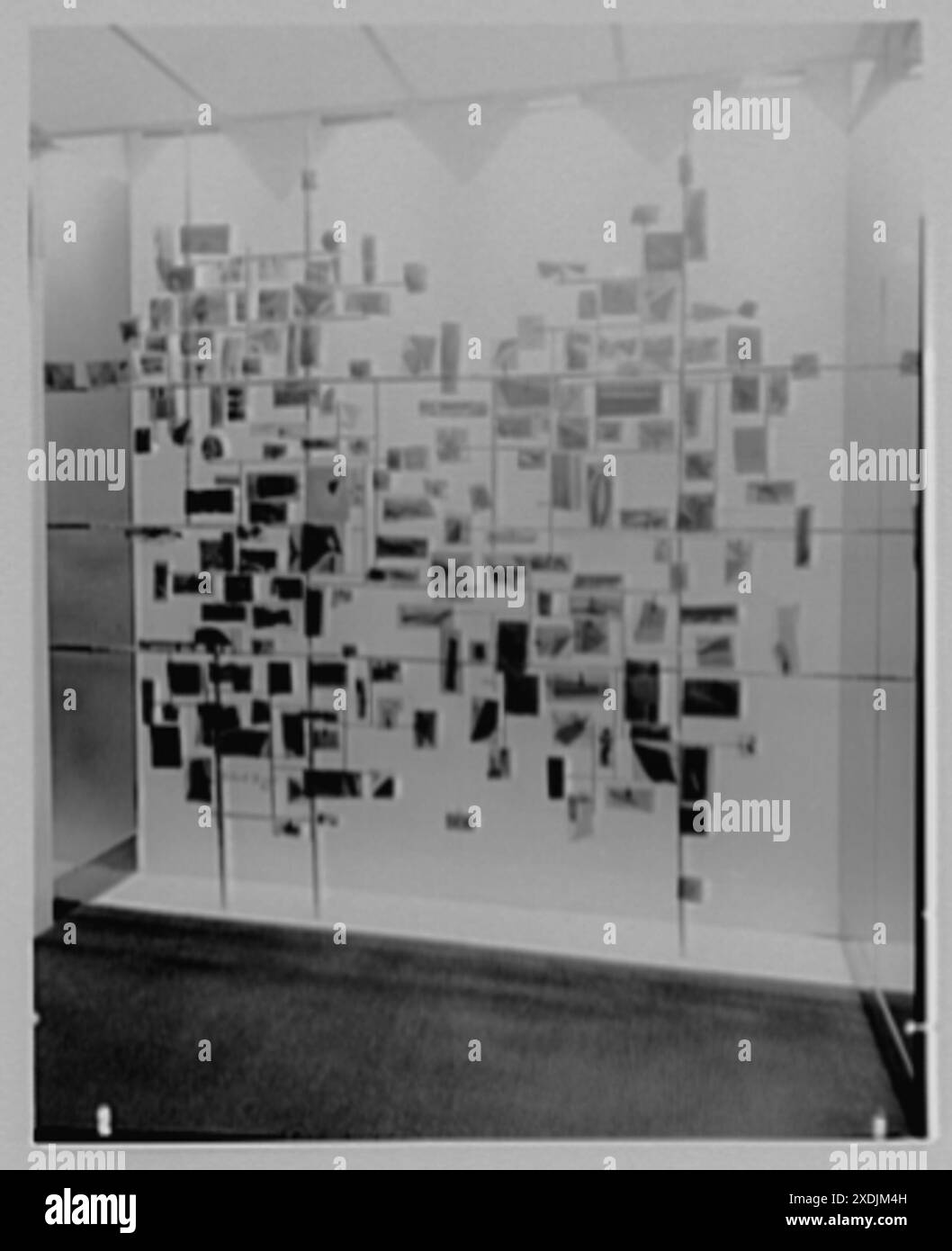 Summit Hotel. Wandgemälde im Aufzug. Gottscho-Schleisner Kollektion Stockfoto