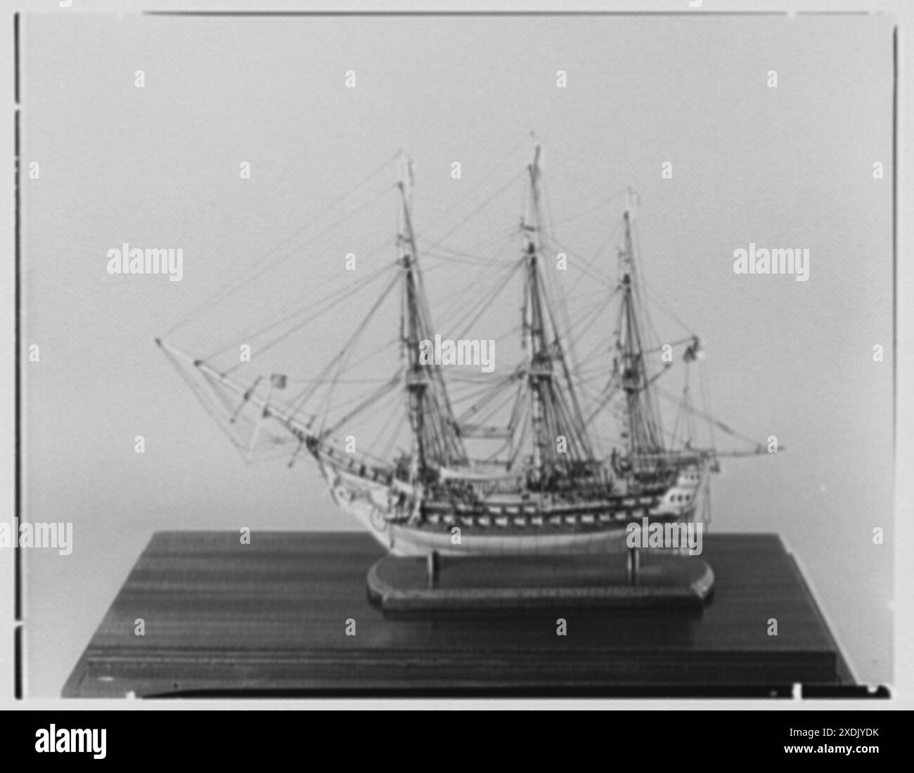 Seamen's Bank für Sparguthaben. Modell Le Tigre. Gottscho-Schleisner Kollektion Stockfoto