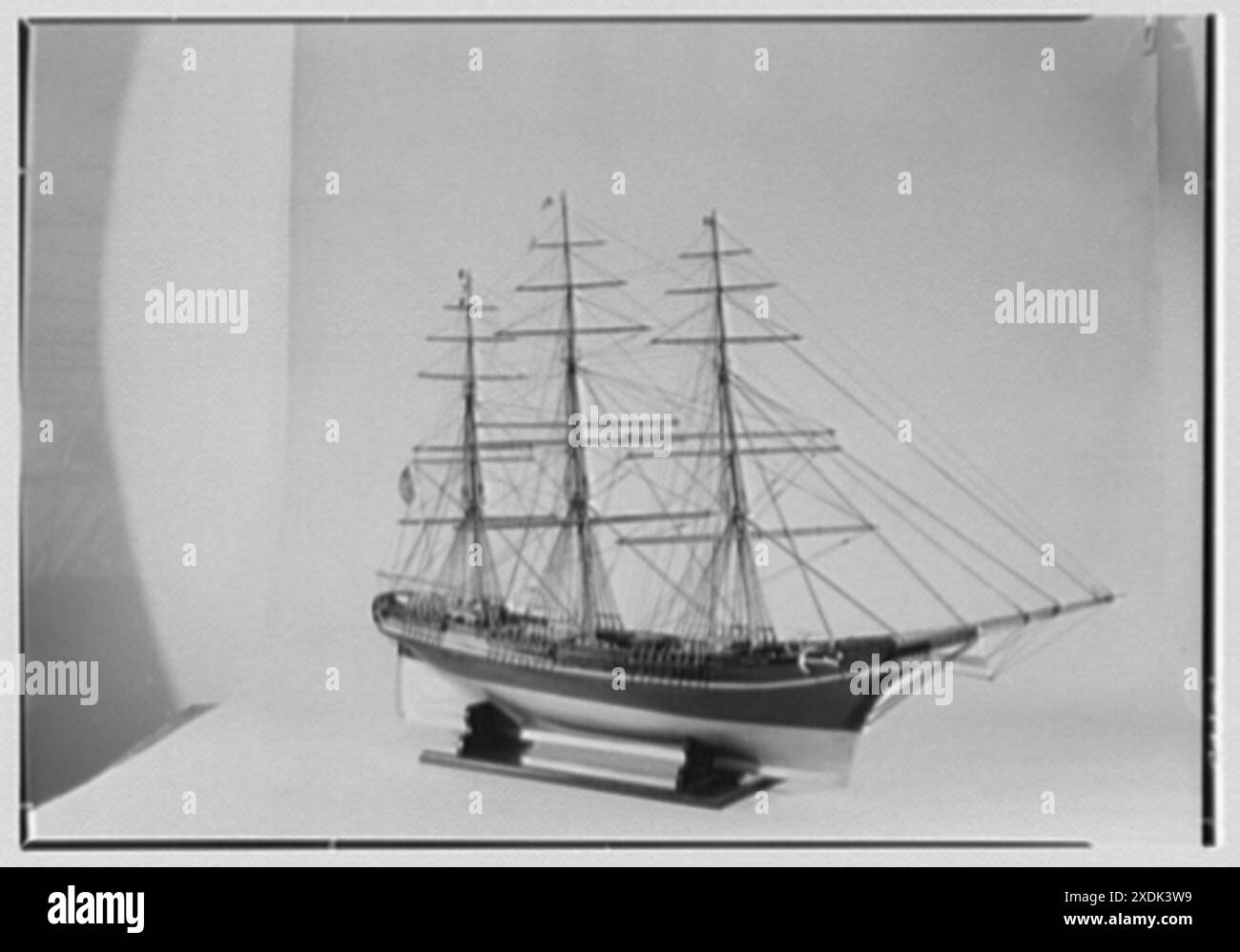 Seamen's Bank für Sparschiffsmodelle. Clipper Wm. H. Macy, Profil. Gottscho-Schleisner Kollektion Stockfoto