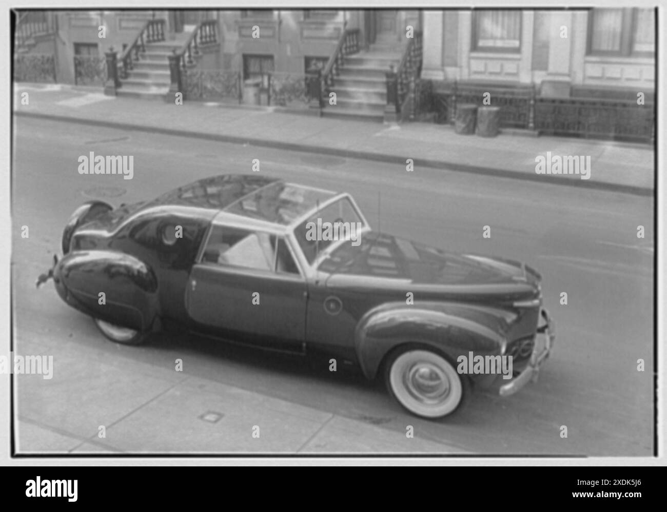 Raymond Loewy Associates, 580 5th Ave., New York City. Modell Automobile II, Lincoln Zephyr. Gottscho-Schleisner Kollektion Stockfoto