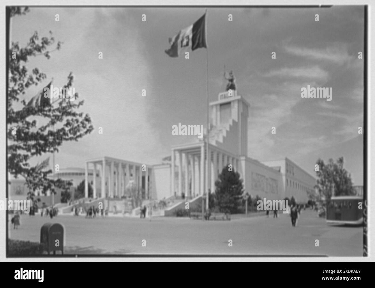 Weltausstellung, italienisches Gebäude. Allgemeine Ansicht. Gottscho-Schleisner Kollektion Stockfoto