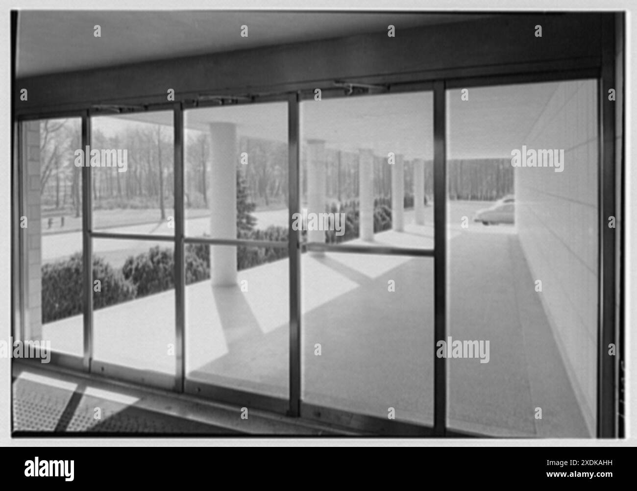 Johnson & Johnson, Metuchen, New Jersey. Blick auf den Vorraum. Gottscho-Schleisner Kollektion Stockfoto