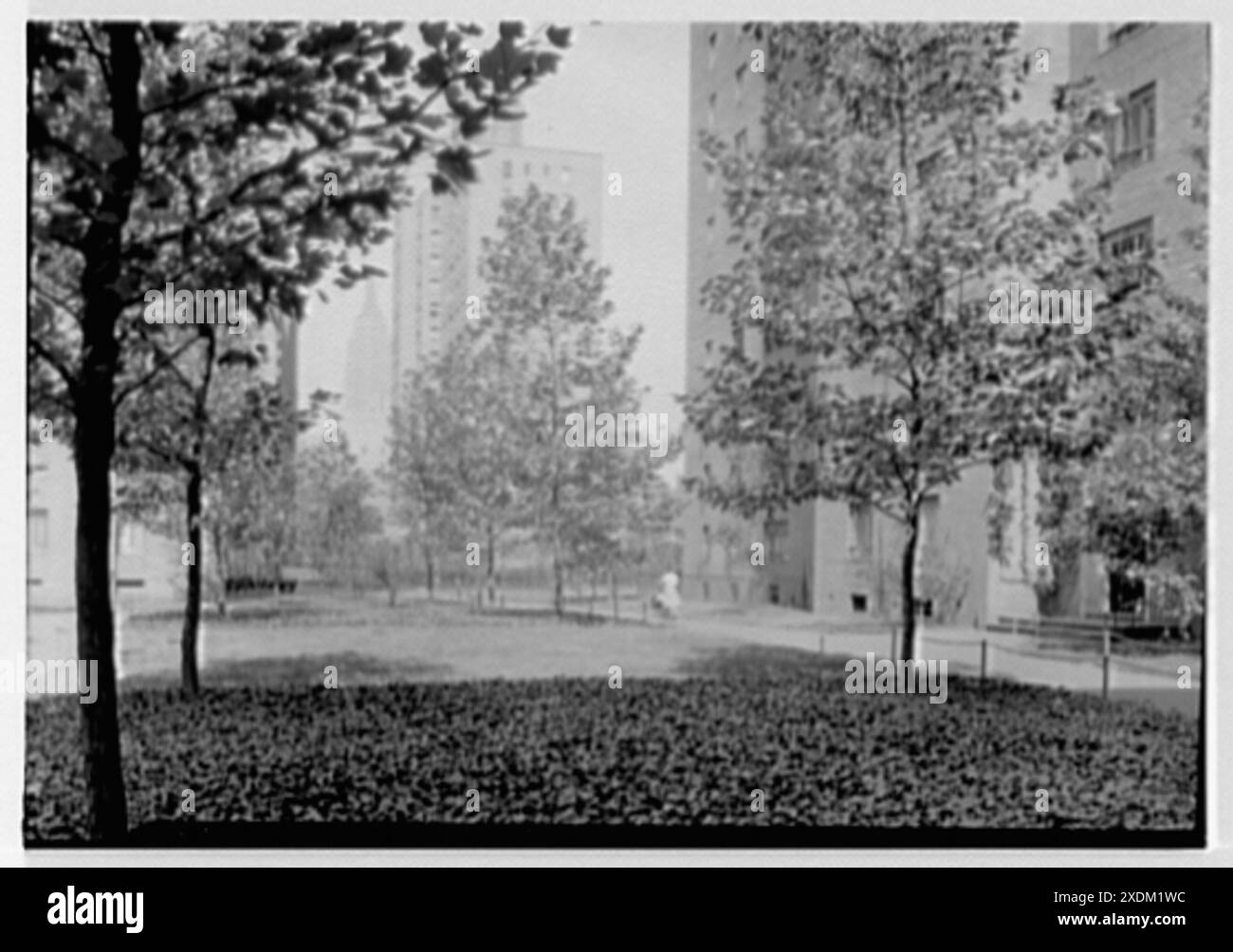 Peter Cooper Houses, 23rd St., New York City. Exterieur VI. Gottscho-Schleisner Kollektion Stockfoto