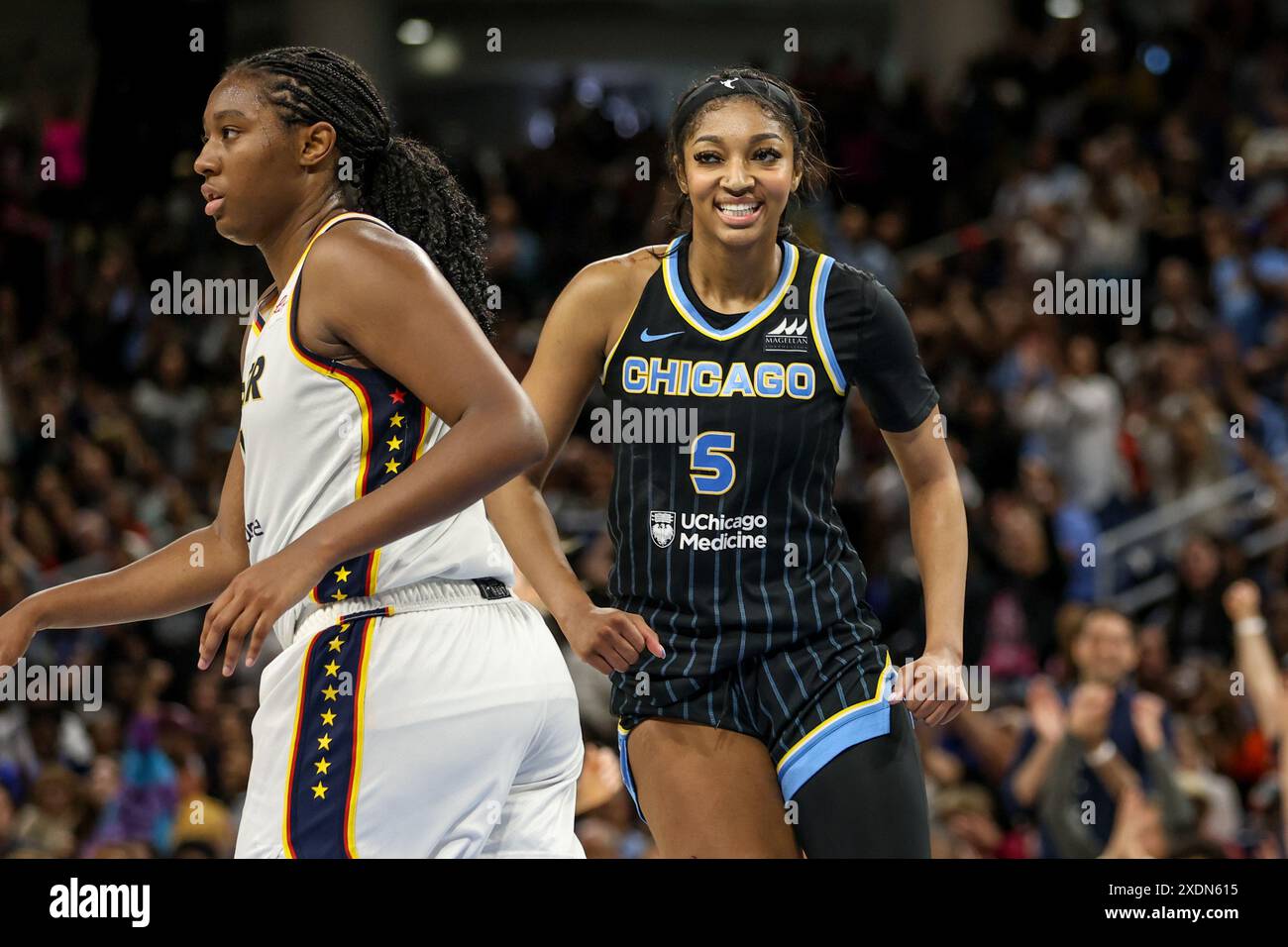 Chicago, USA. Juni 2024. Chicago, USA, 23. Juni 2024: Angel Reese (5 Chicago Sky) reagiert auf ein Spiel zwischen Chicago Sky und Indiana Fever am Sonntag, 23. Juni 2024 in der Wintrust Arena, Chicago, USA. (KEINE KOMMERZIELLE NUTZUNG) (Shaina Benhiyoun/SPP) Guthaben: SPP Sport Pressefoto. /Alamy Live News Stockfoto