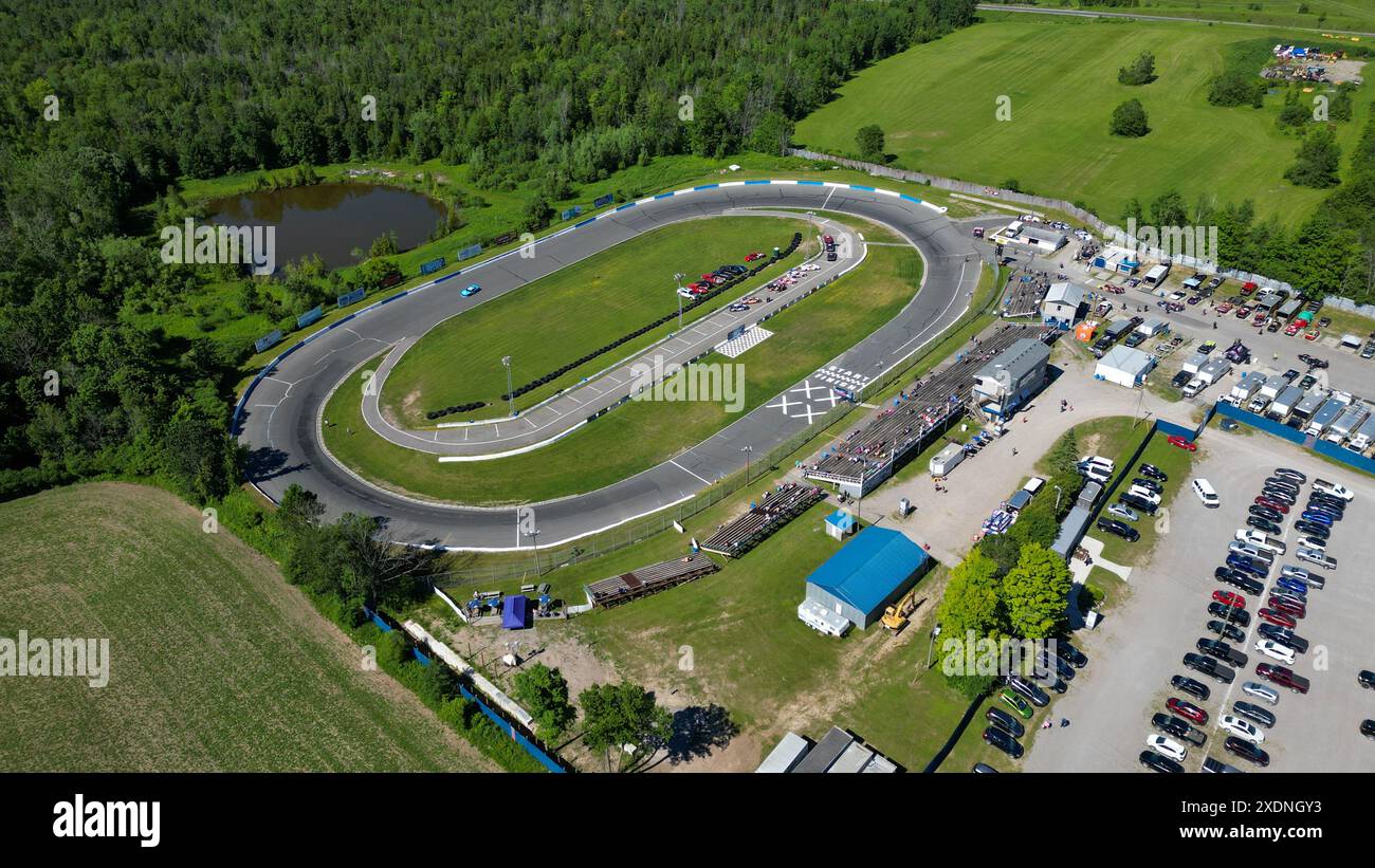 Cavan, Kanada. Juni 2024. Der Peterborough Speedway liegt am Stadtrand von Peterborough in Cavan Ontario. Die APC-Serie kommt zu Peterborough SPE Stockfoto