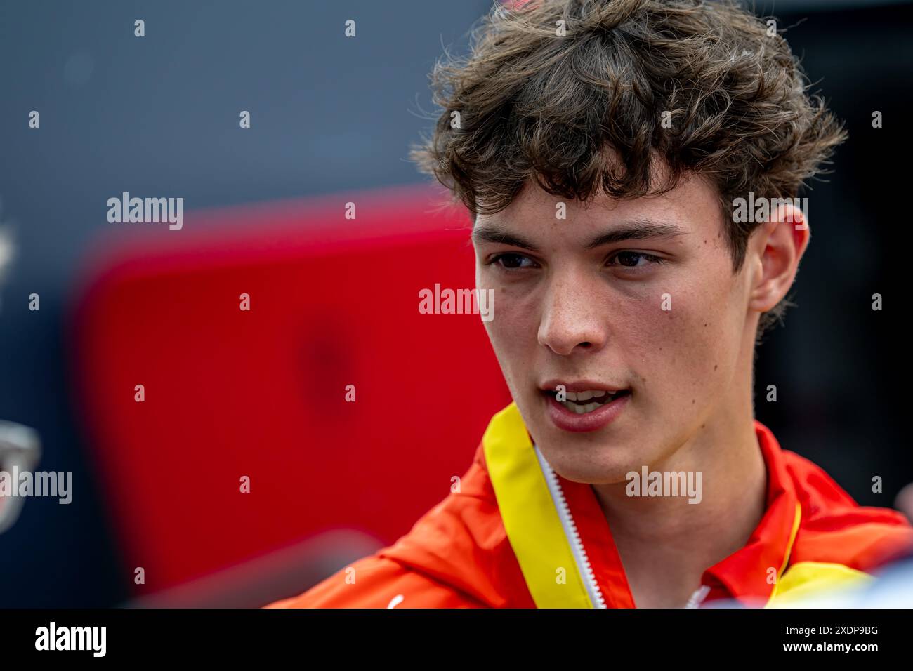 CIRCUIT GILLES VILLENEUVE, KANADA - 06. JUNI: Oliver Bearman, Reservefahrer des Ferrari-Teams, während des Großen Preises von Kanada am Donnerstag, den 06. Juni 2024, auf dem Circuit Gilles Villeneuve in Montreal, Kanada. (Foto: Michael Potts/BSR Agency) Stockfoto