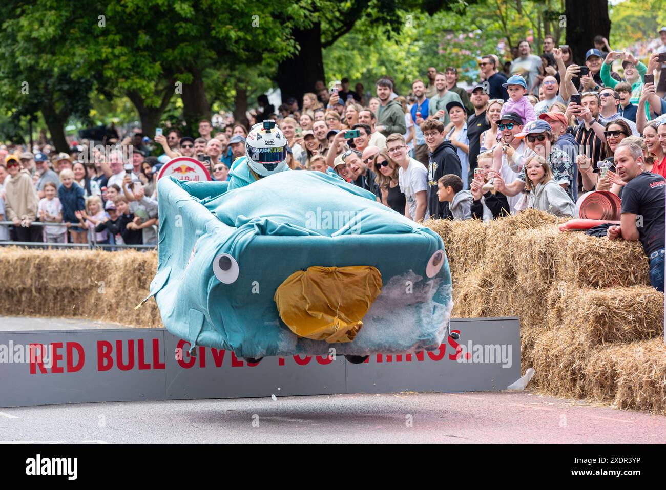 Doofenshmirtz Evil Inc. Gravity Racer Cart beim Red Bull Soapbox Race London, im Park von Alexandra Palace, Großbritannien Stockfoto