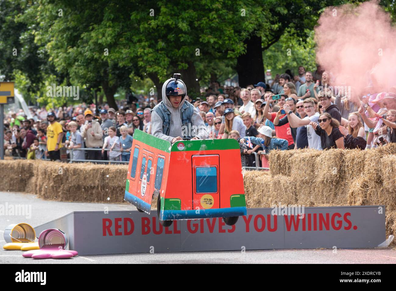 Der Subway Surfers Gravity Cart beim Red Bull Soapbox Race London im Park von Alexandra Palace, Großbritannien Stockfoto