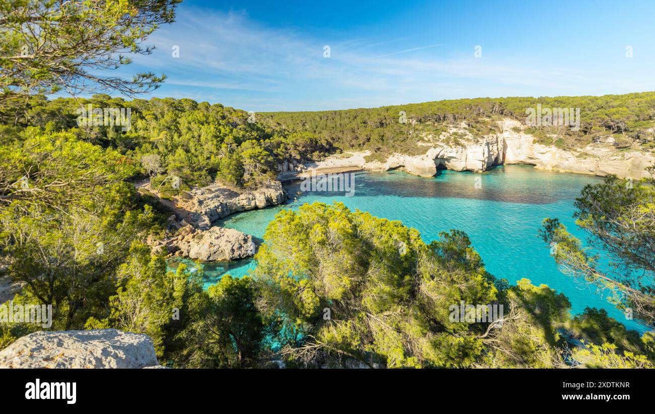 Die Schönheit der Küste der Balearen, die Landschaft der Klippen und Strände auf Mallorca, Spanien Stockfoto