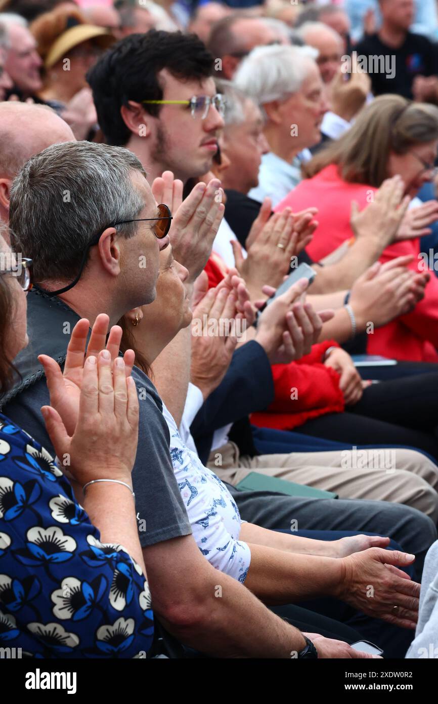 Trago Mills, Newton Abbot, Devon, Großbritannien. Juni 2024. 2024: Wahlkampfveranstaltung zur Reform des Vereinigten Königreichs in Trago Mills, Newton Abbot, Devon. Hinweis: Nidpor/Alamy Live News Stockfoto